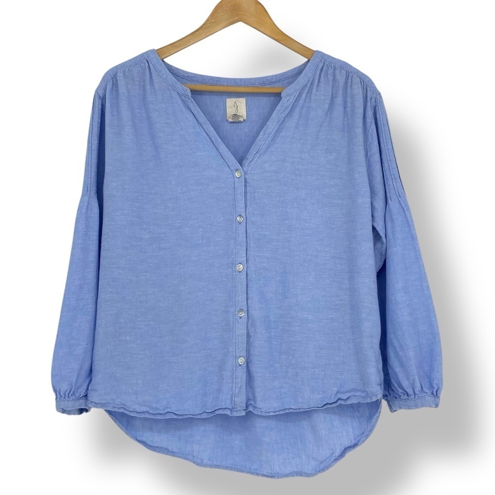 Joie chambray light blue linen blend button up v-neck LS top Wms sz medium